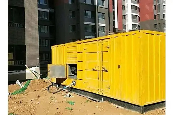 市中发电机租赁中燃油压力过低会对发动机的哪些部件造成损坏？