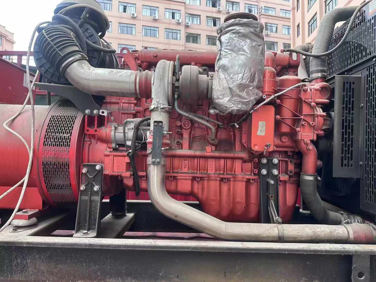 市中如何选择适合 600kW 柴油发电机组的过载保护器？