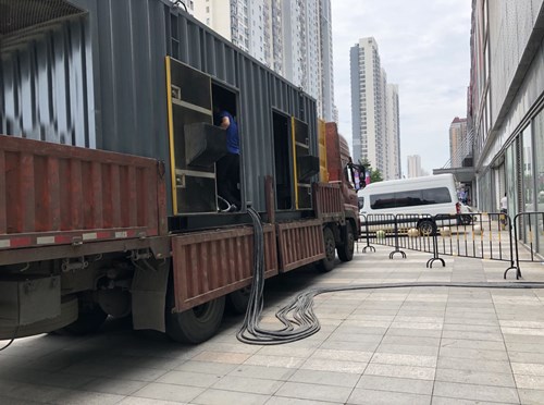 市中低温环境下，柴油发电机组电池充满电的具体时间受哪些因素影响？
