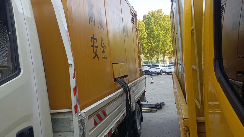市中如何判断柴油发电机组和UPS电源的切换时间是否符合要求？